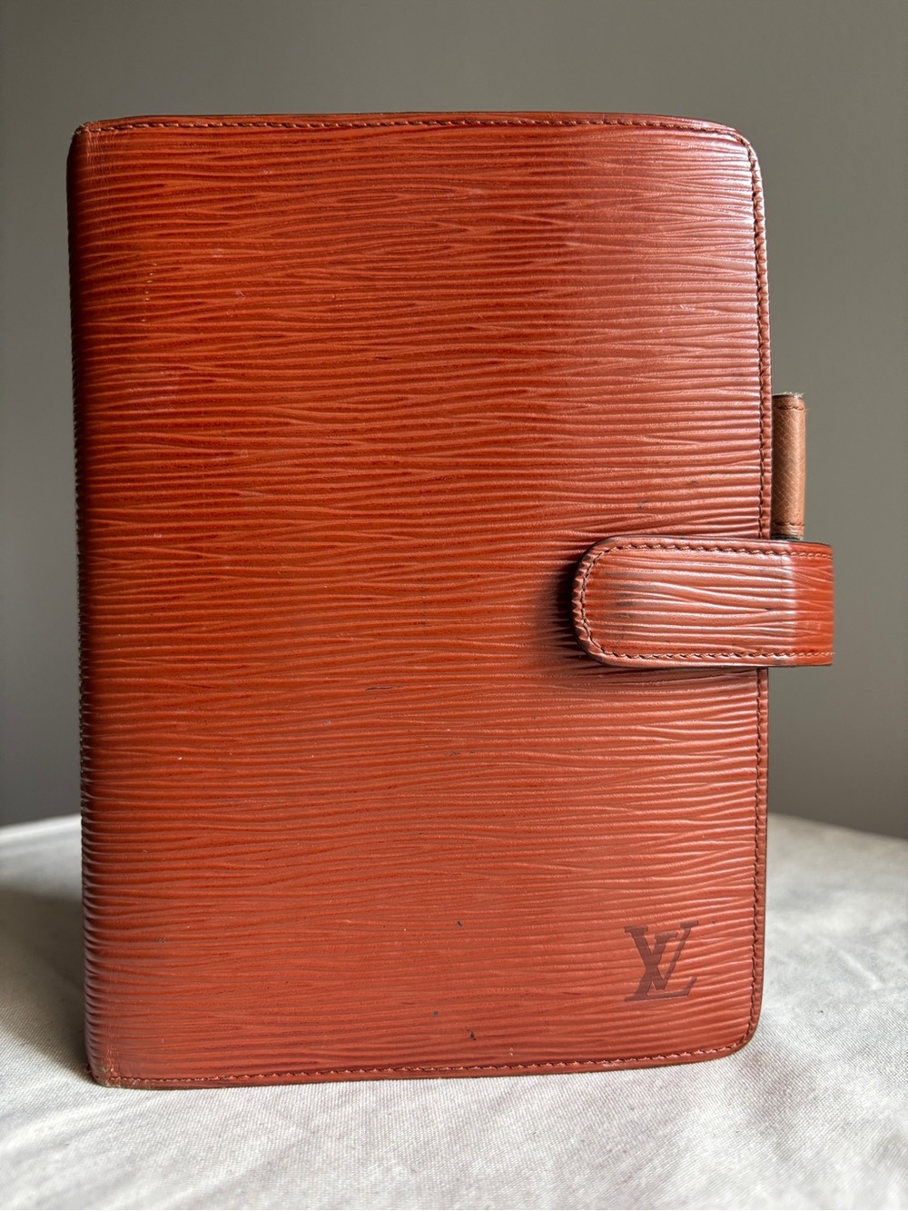 Louis Vuitton Vintage MM Epi Leather Organizer Agenda Cover Made in France